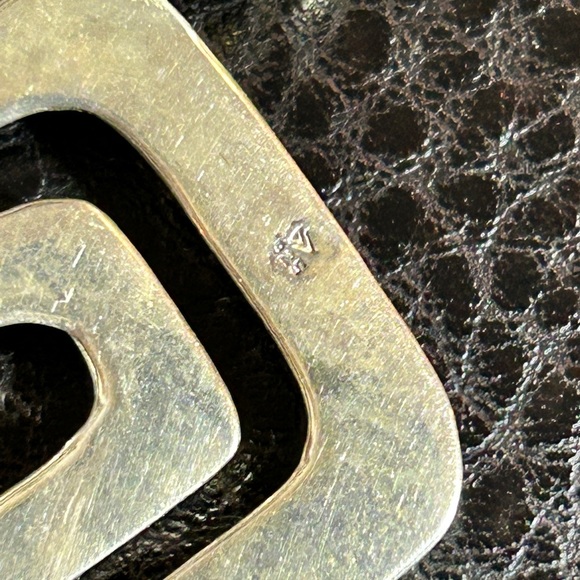 Silpada unique shape Necklace with Spiral Pendant - Picture 3 of 5